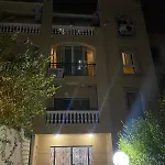 2Br Modern Apartment
